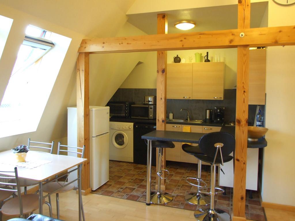 Sunlit Loft Apartment Riga Ngoại thất bức ảnh