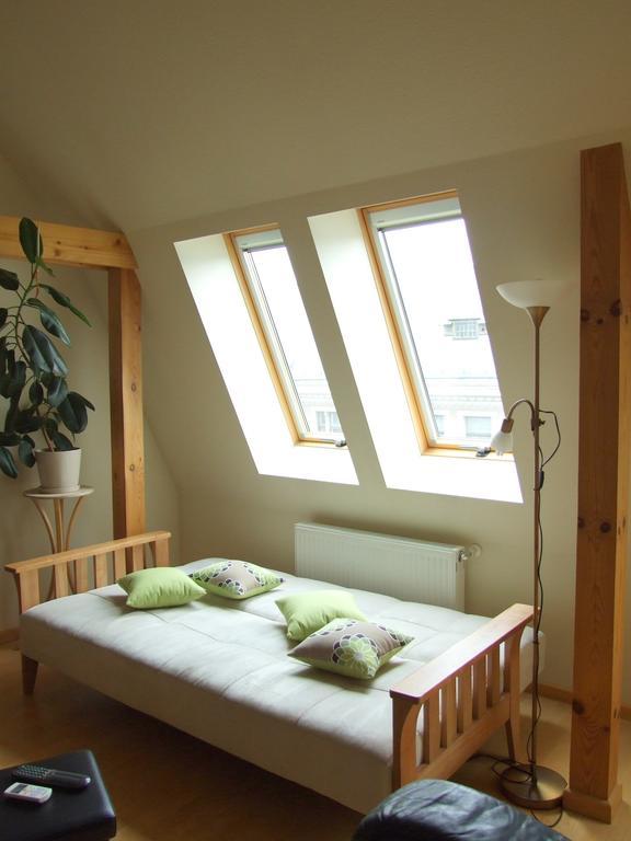 Sunlit Loft Apartment Riga Ngoại thất bức ảnh