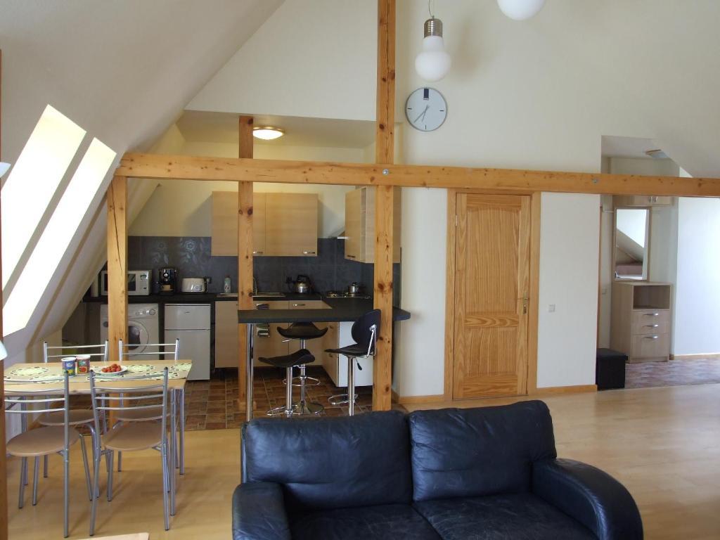 Sunlit Loft Apartment Riga Phòng bức ảnh